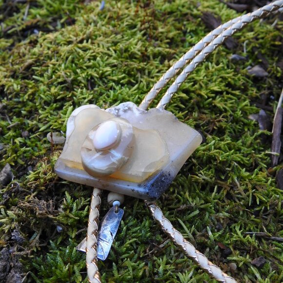 Handmade Artisan Moss Agate & Mexican Opal Bone Silver Bolo Tie - Picture 3 of 10